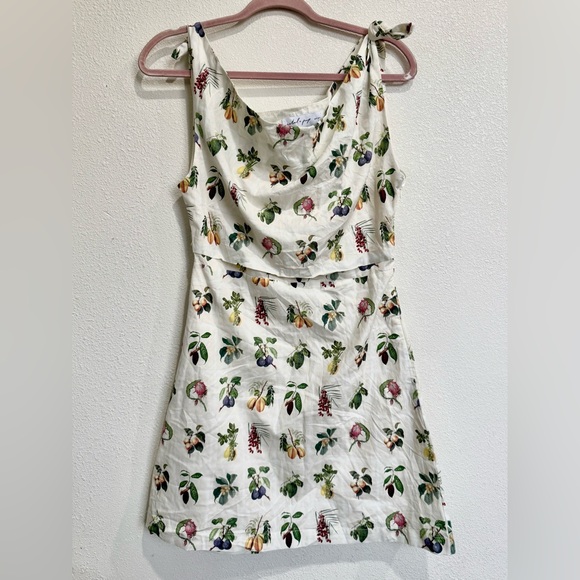 Petal & Pup One Shoulder Floral Mini Dress Cream NWT M Cottagecore Summer - Picture 6 of 7